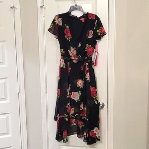 Betsey Johnson, floral dress, size 10 Petite
